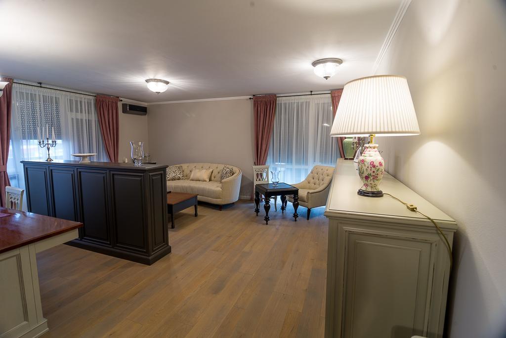 Apartament Alex Арад Екстер'єр фото